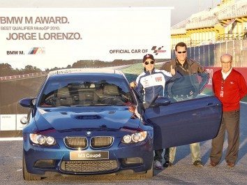 Foto: Lorenzo recebe Prémio BMW M em Valência