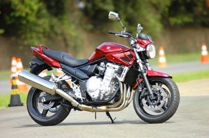Reclamação Suzuki: Bandit 650 0Km