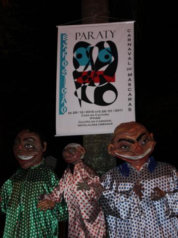 Máscaras de Carnaval em exposição na cidade
