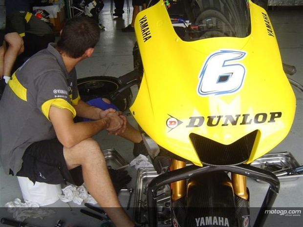 Dunlop desejosa por continuar no MotoGP