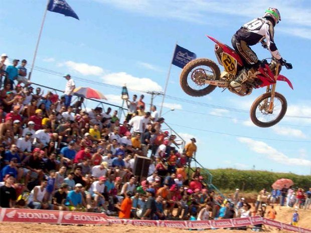 Ric Raspa mantém segunda posição no Paulista de Motocross