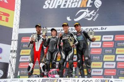 Honda Júnior Cup e CB 500R formam novos talentos do motociclismo nacional