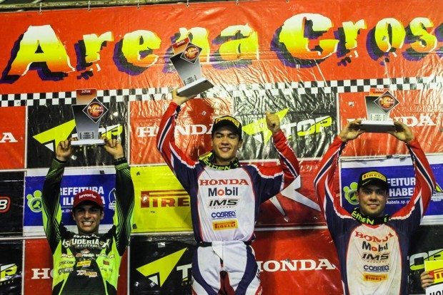 Gustavo Pessoa, da Honda, conquistando o primeiro lugar mais uma vez