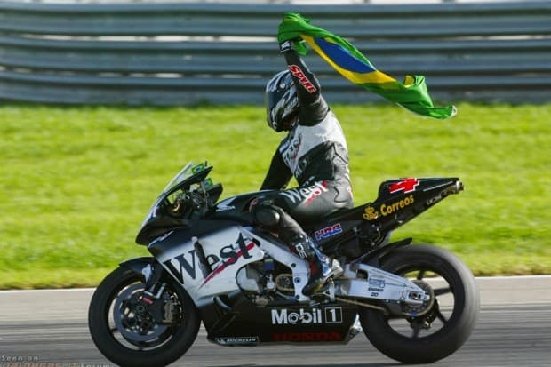 Barros em uma de suas vitórias pela MotoGP