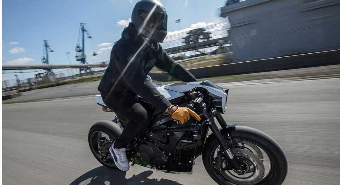 fireblade customizada