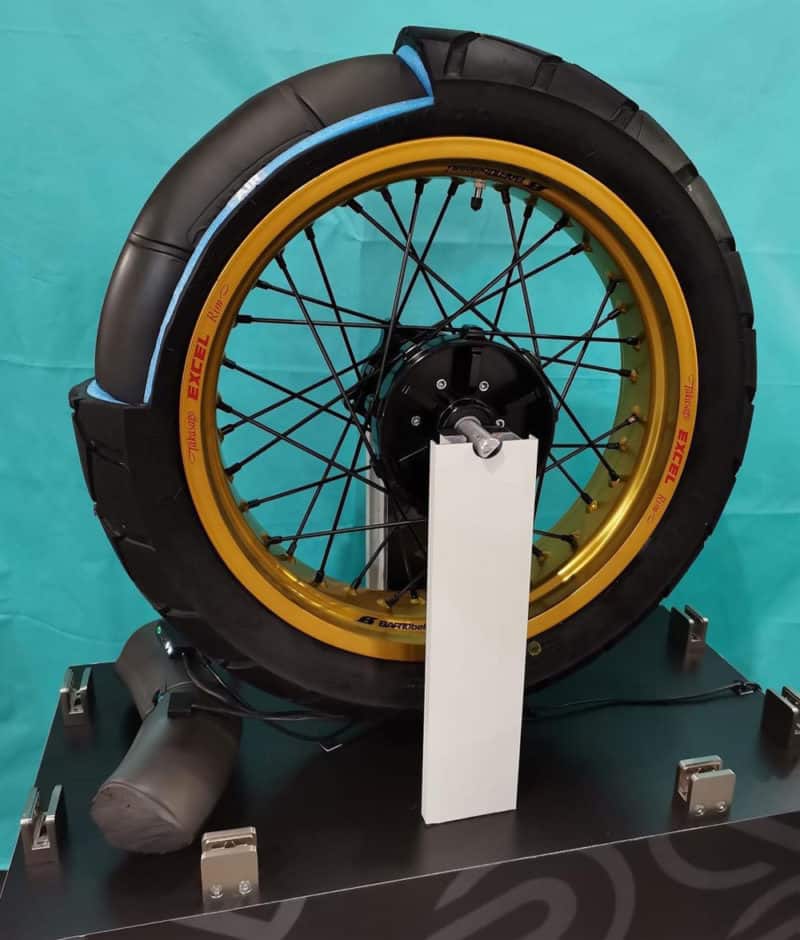 Mousse: pneu furado na moto nunca mais - Motonline