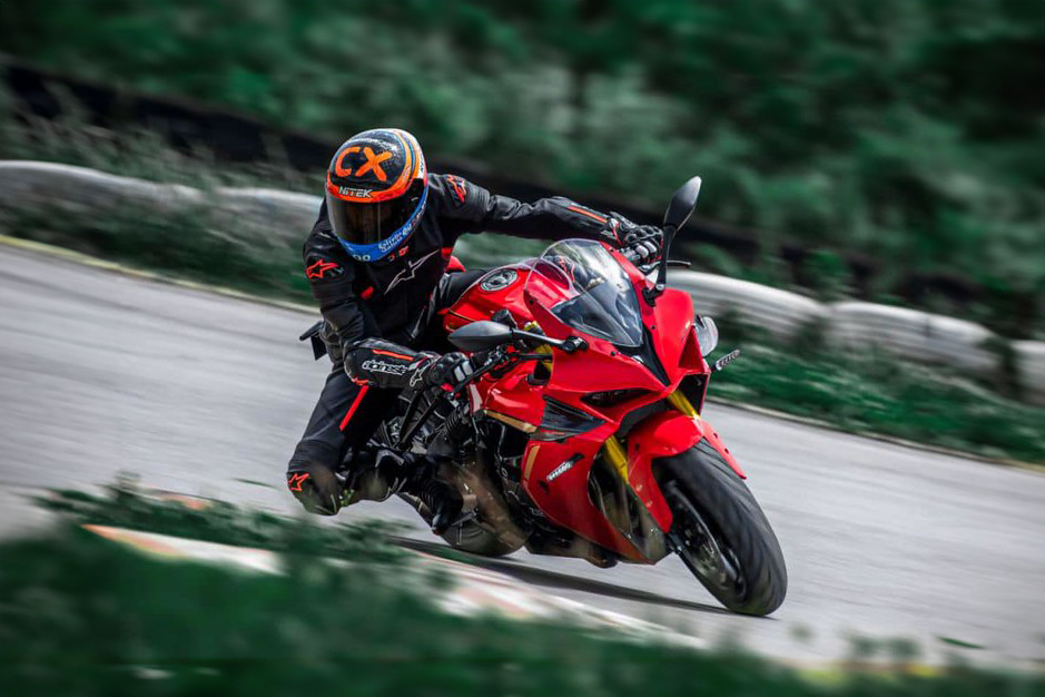 QJ: novas motos esportivas surpreendem pelo preço e potência
