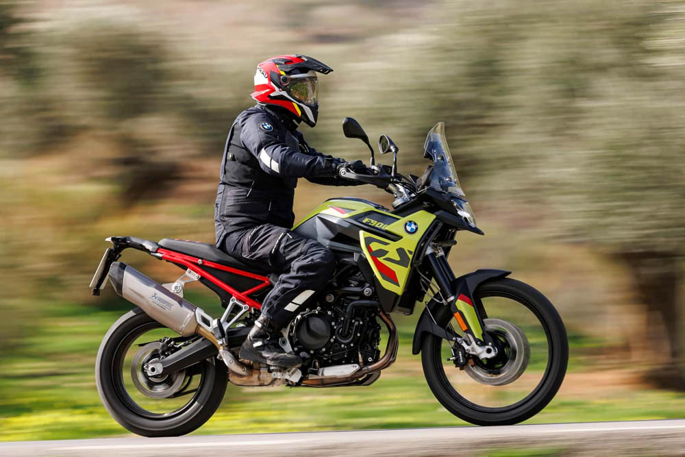 A partir de 67 mil: as 6 big trail mais ‘acessíveis’ do Brasil 5 BMW F 900 GS 2024 1
