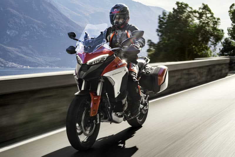 5 Motos 4 cilindros para viajar com desempenho e conforto 2 Ducati-Multistrada-V4S-1-800x534 - motos 4 cilindros