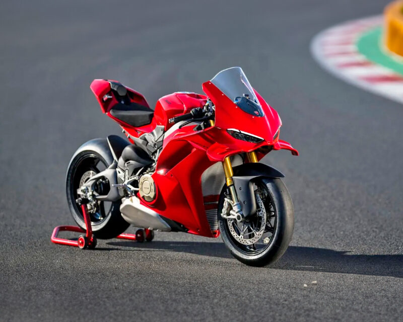 Como é o óleo para motos de luxo? Shell tem produto exclusivo da Ducati 2 Panigale V4