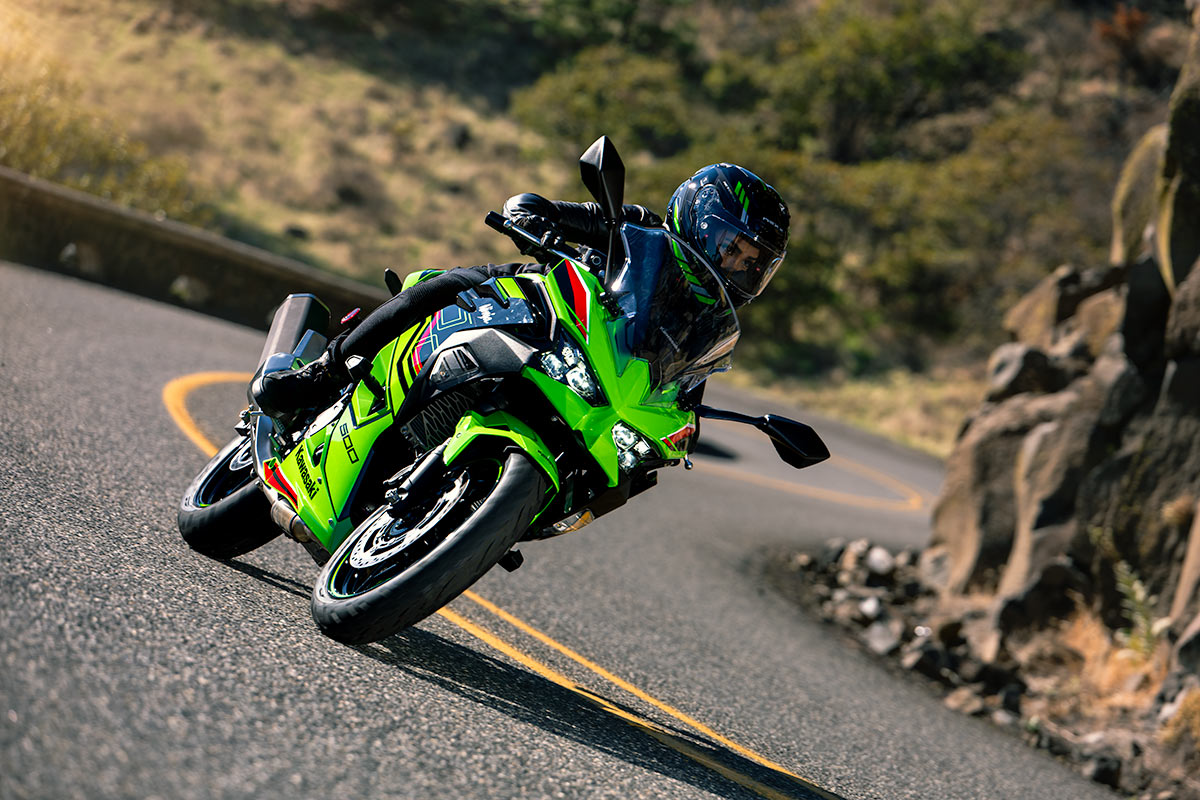 Z900 puxa a fila! Quanto a Kawasaki já vendeu em 2026? 1 Kawasaki Ninja 500 fica em segundo lugar de vendas da marca