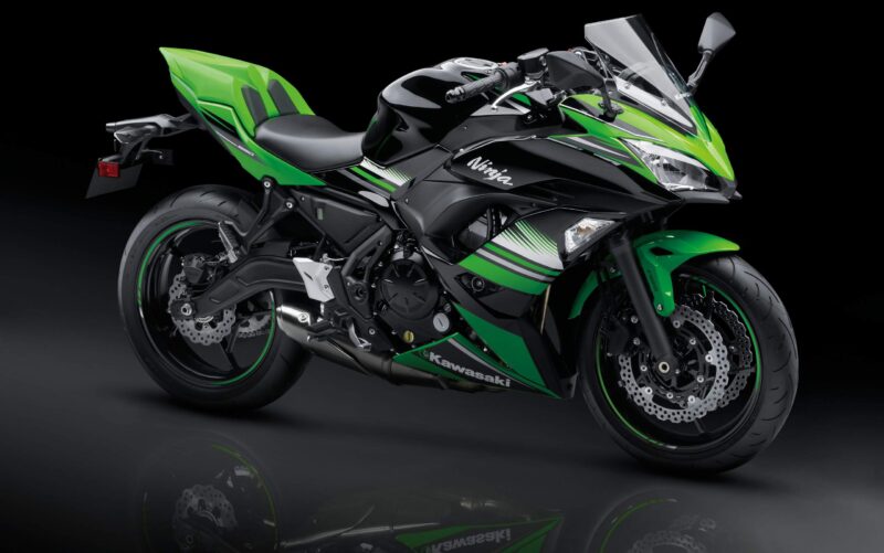 Motos preferidas das mulheres! 5 modelos bonitos e bons de pilotar 5 kawasaki ninja 400