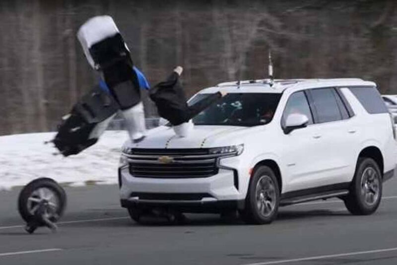 Perigo? Frenagem automática de emergência pode não ‘ver’ motos 1 IIHS - Frenagem automática de emergência