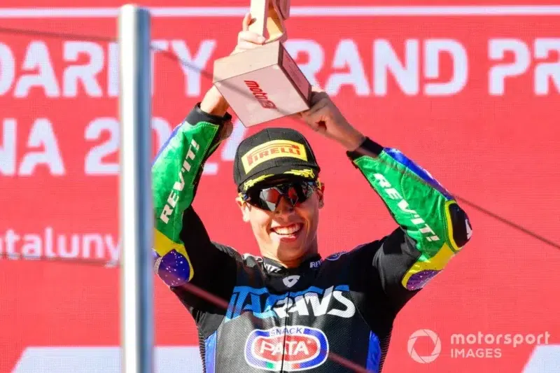 A torcida por Diogo Moreira continua firme e forte - Foto: Motorsport A torcida por Diogo Moreira continua firme e forte - Foto: Motorsport