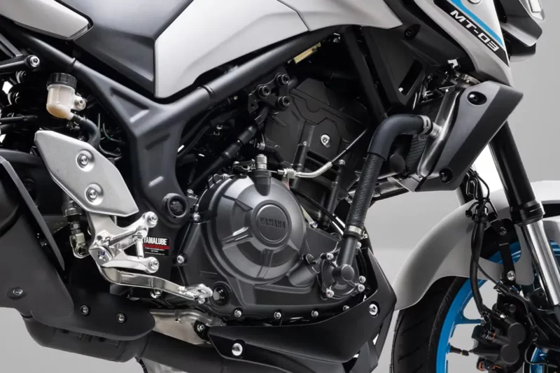 Yamaha MT-03 2026: detalhe do motor - Divulgação Yamaha MT-03 2026: detalhe do motor - Divulgação