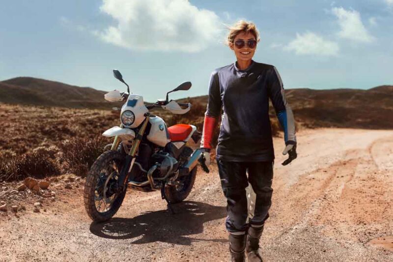 Você notou? BMW usou imagens de IA para divulgar nova moto 2 BMW R 12 GS