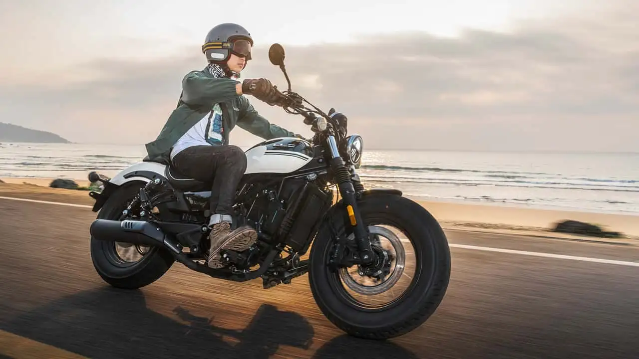 Royal Enfield e CFMoto: parceria pode gerar moto (ainda) mais barata 3 cfmoto 250 cl c