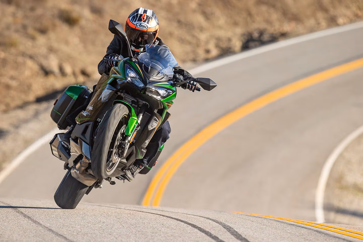 Nova Kawasaki Z1100 2026 é confirmada no exterior; veja! 2 kawasaki ninja 1100