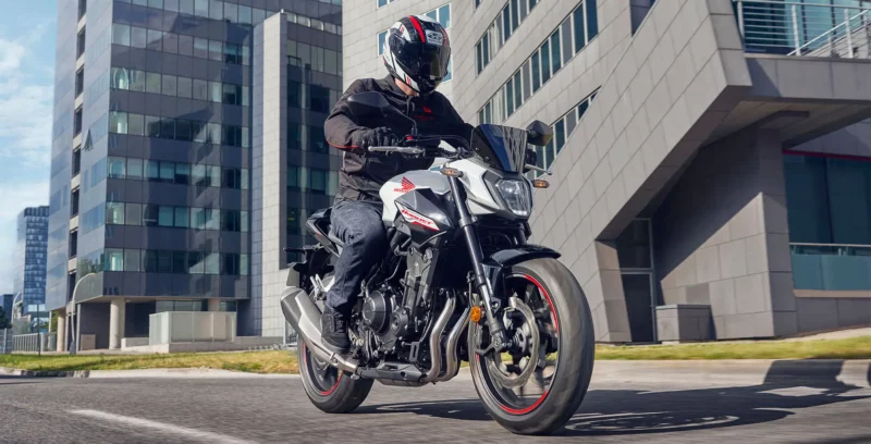 CB 500 Hornet 2025 chega às lojas - Divulgação CB 500 Hornet 2025 chega às lojas - Divulgação
