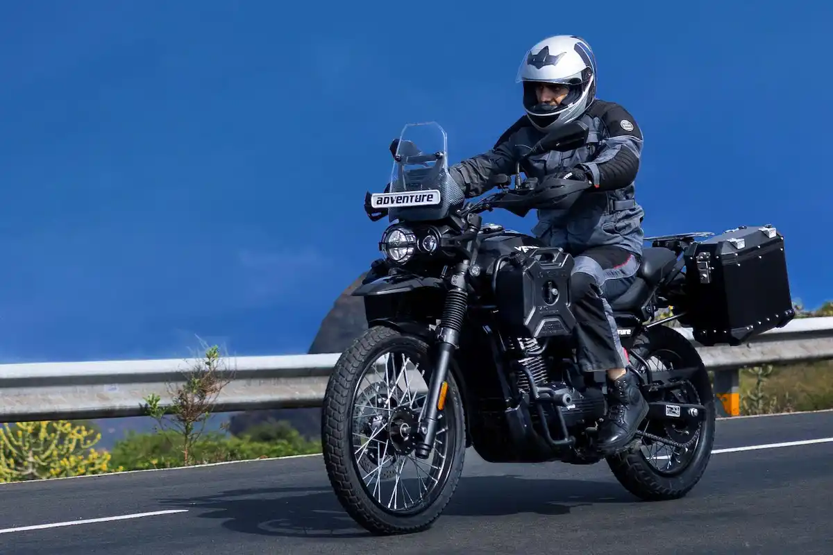 Motos indianas: 5 modelos que queremos no Brasil em 2026 6 Yezdi Adventure 2025 6