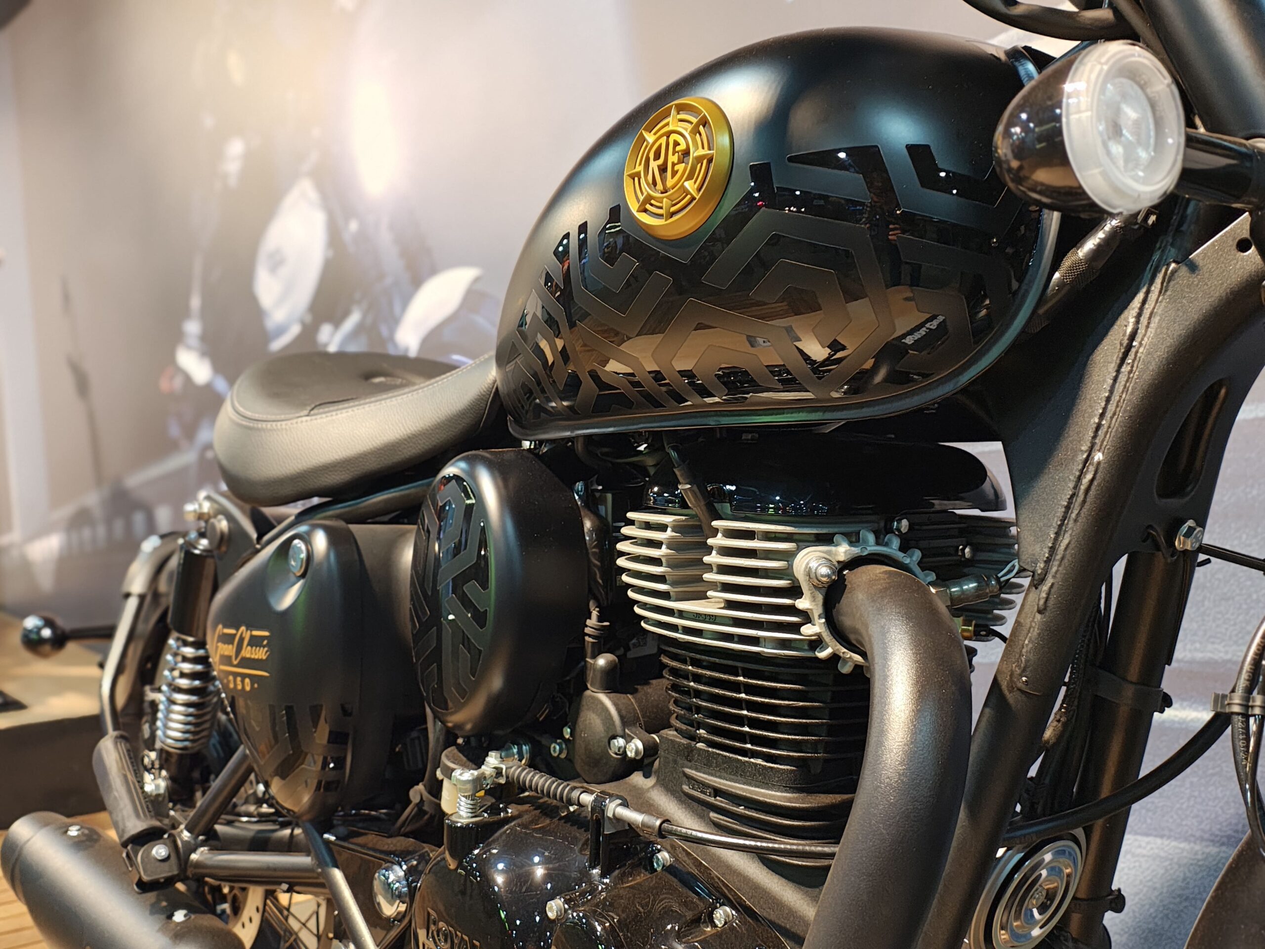 Ao menos 20 novas motos devem ser lançadas no Brasil nos próximos 30 dias 3 royal enfield Goan 350 capital moto week 2025 1 scaled