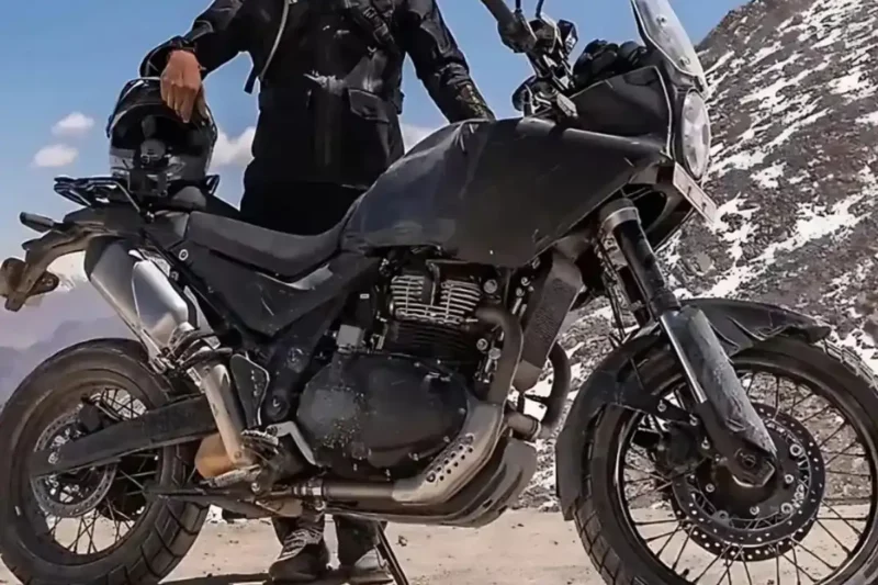 Nova Big Himalayan: será um motor bicilíndrico paralelo de 750cc? - Divulgação Nova Big Himalayan: será um motor bicilíndrico paralelo de 750cc? - Divulgação