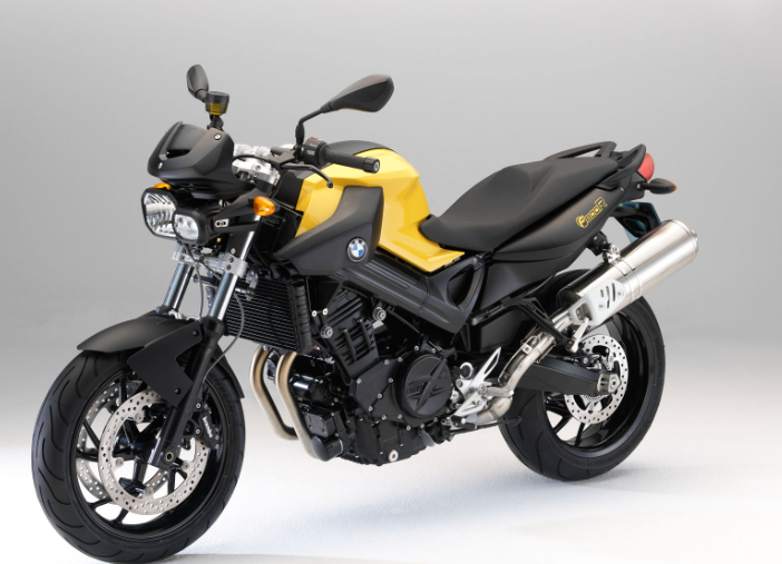 Vídeo: Teste BMW F800R – A naked da BMW impressiona 14 anos depois? 1 Vídeo: Teste BMW F800R – A naked da BMW impressiona 14 anos depois?