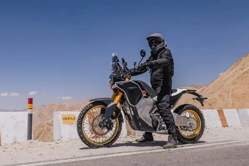 Uma Royal Enfield Himalayan elétrica poderá ser apresentada - Divulgação Uma Royal Enfield Himalayan elétrica poderá ser apresentada - Divulgação
