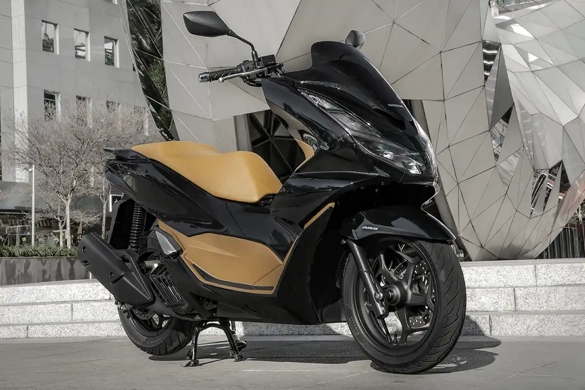 Top 5 scooters mais vendidas em janeiro de 2026 1 PCX 160 DLX ABS 2