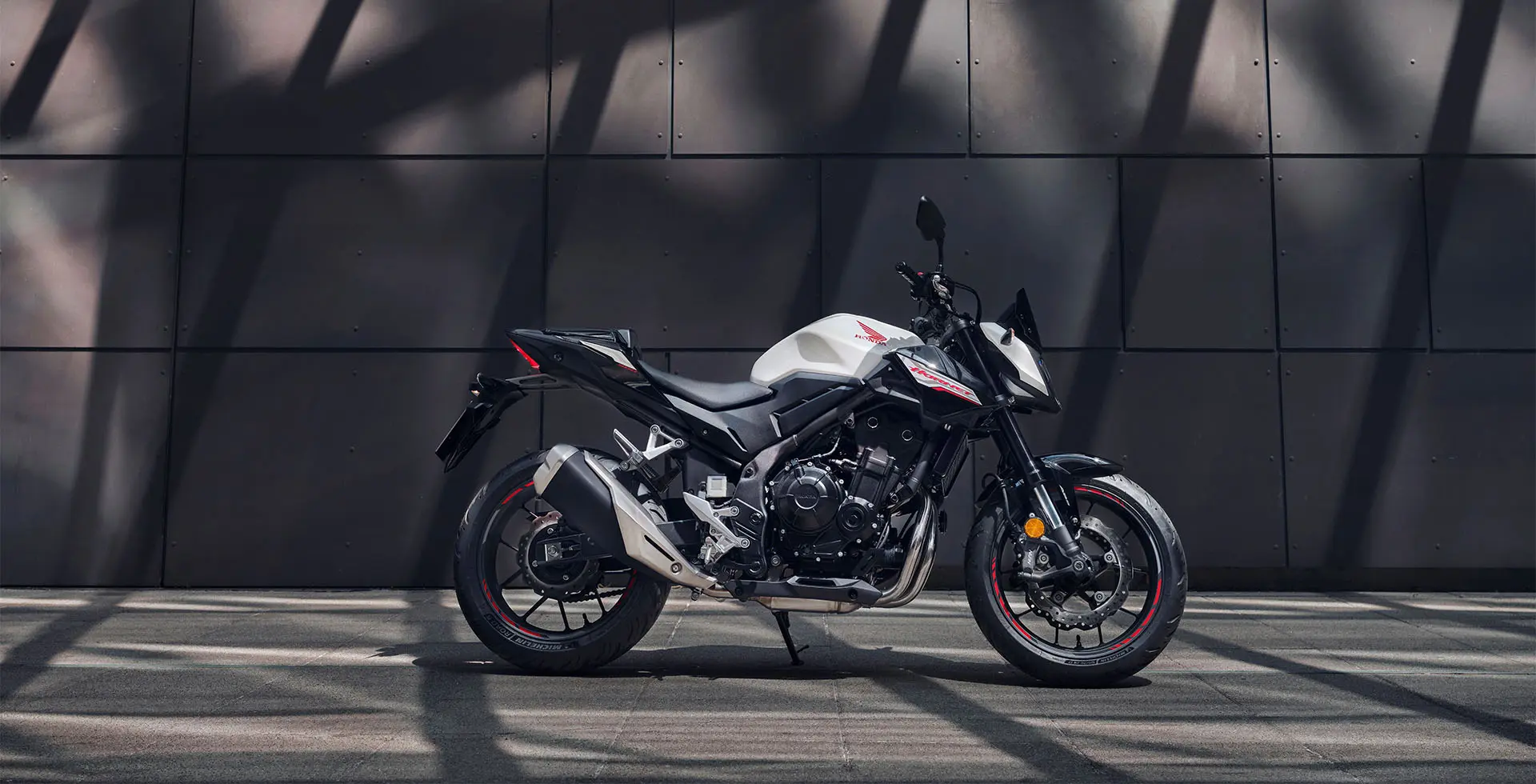 CB 500 Hornet: veja a galeria de fotos e preço da naked média