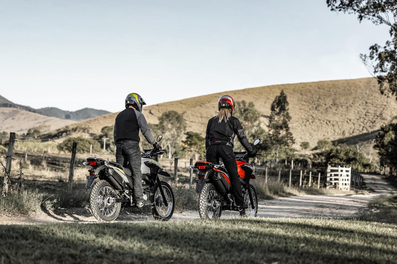 Honda tem concorrente: veja as motos trail mais vendidas do Brasil 1 Moto trial NXR 160 Bros é a mais vendida do seguimento
