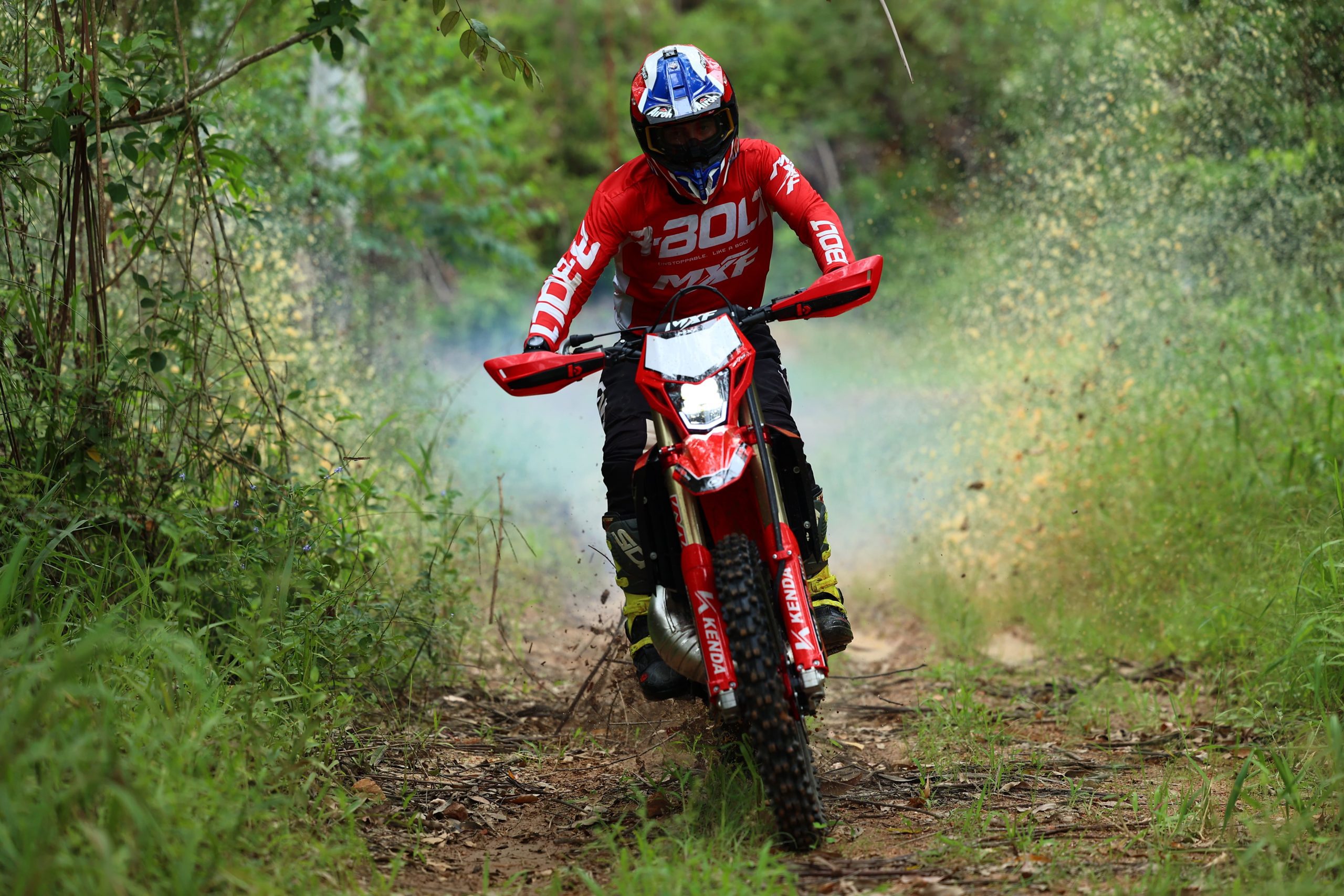 Motos off-road mais baratas? MXF confirma fábrica em Manaus com investimento de R$ 10 milhões!