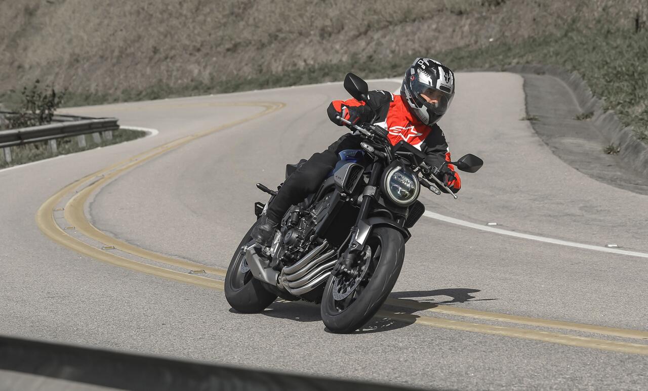 Em 9 meses: Honda CB 650R quase bate as vendas de 2025 1 proom CB 650R E clutch 2026 MOV 41