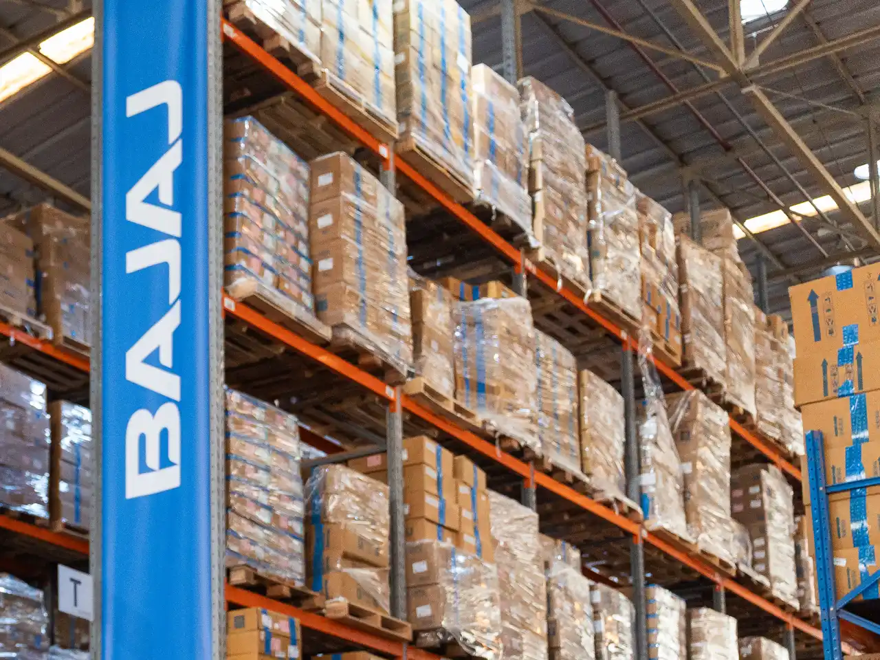 Estoque da Bajaj (de R$ 15 milhões): veja o que tem no centro de distribuição da marca 1 Bajaj deposito 3