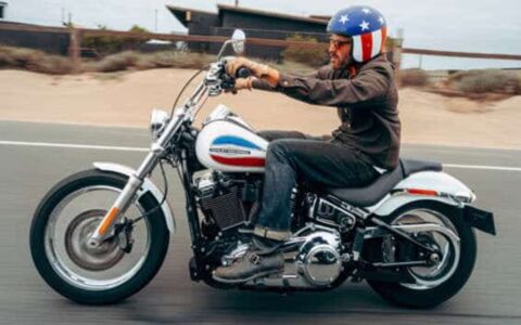 Super Glide 2026: Harley-Davidson resgata ícone dos anos 1970