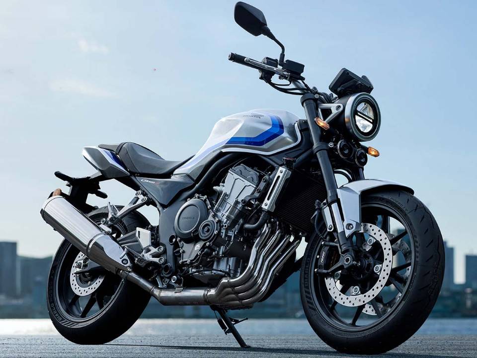 Honda CB400 Super Four ganha data estreia (lá fora)