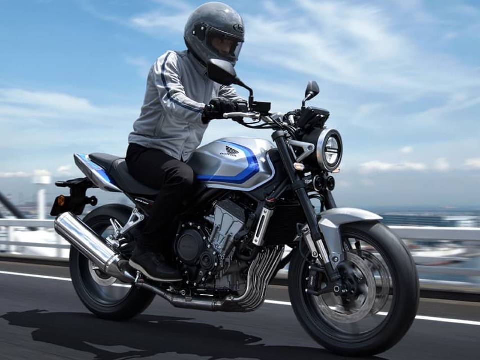 Honda CB400 Super Four ganha data estreia (lá fora) 1 cb400 super four e clutch 12 10072026 71221 960 720