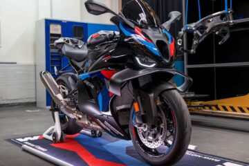 BMW S 1000 RR: superesportiva ganha atualizações no exterior
