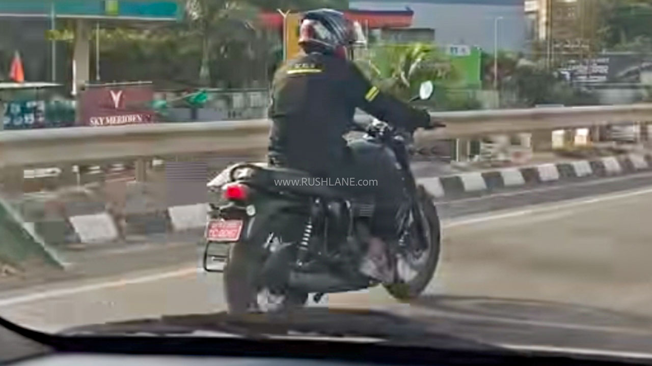 triumph bonneville 400 spied 4