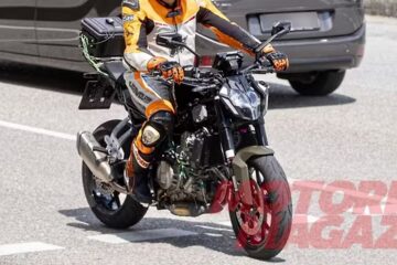 Motor de 490 cc: KTM Duke é flagrada em testes lá fora
