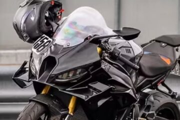 Nova BMW S 1000 RR aparece em testes; o que tem de diferente?