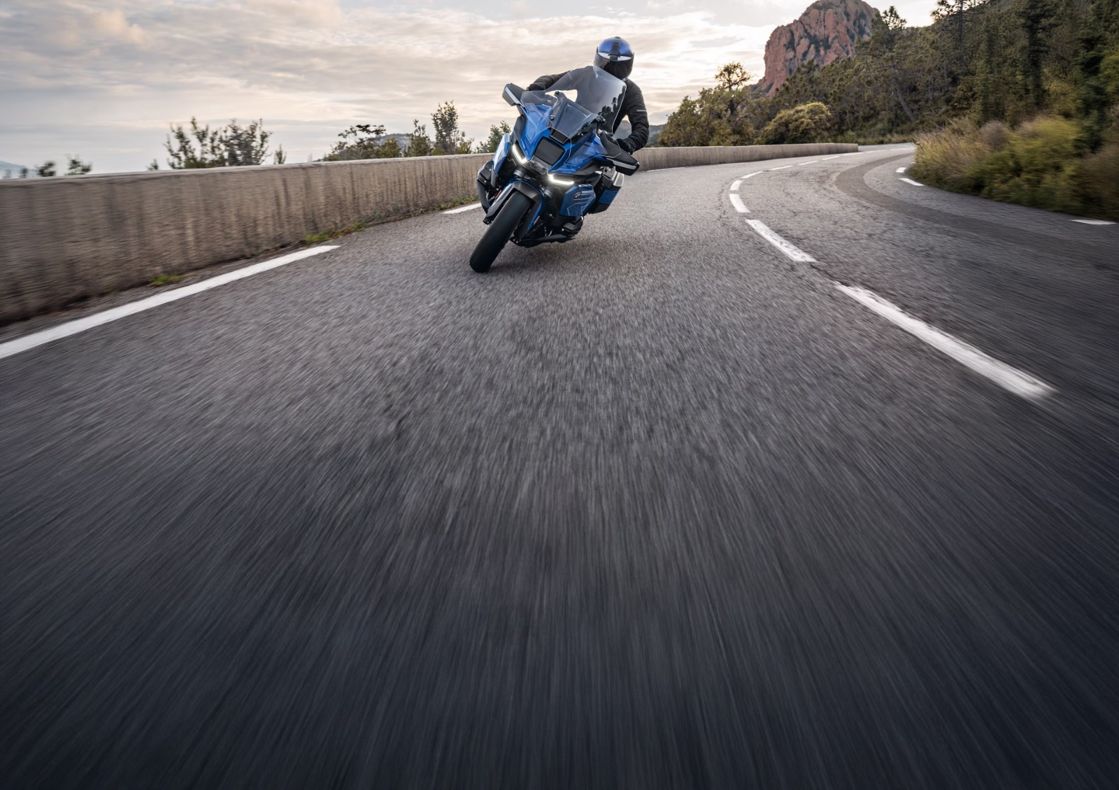 R 1300 RT Impulse: BMW lança nova cor para sua touring 2 WhatsApp Image 2026 08 27 at 18.14.42