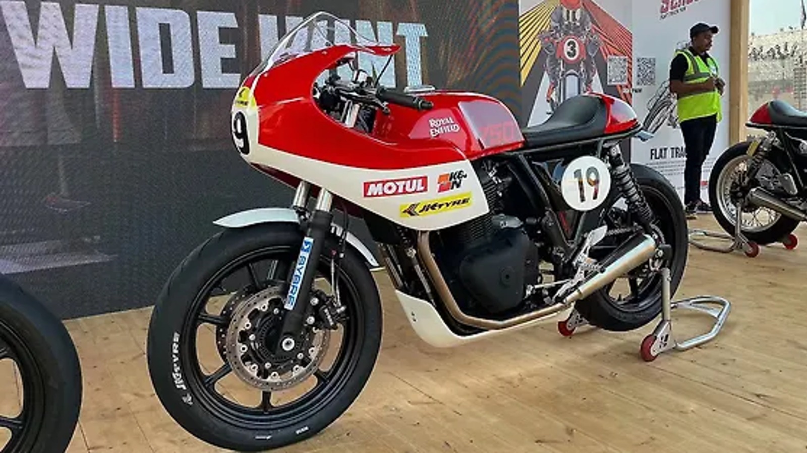 Flagra! Nova Royal Enfield de 750cc e 55cv é vista em testes na Índia