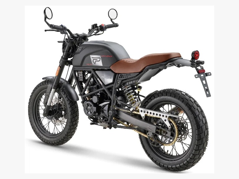 Cabe uma Trail no carrinho? Supermercado anuncia venda de moto 125cc