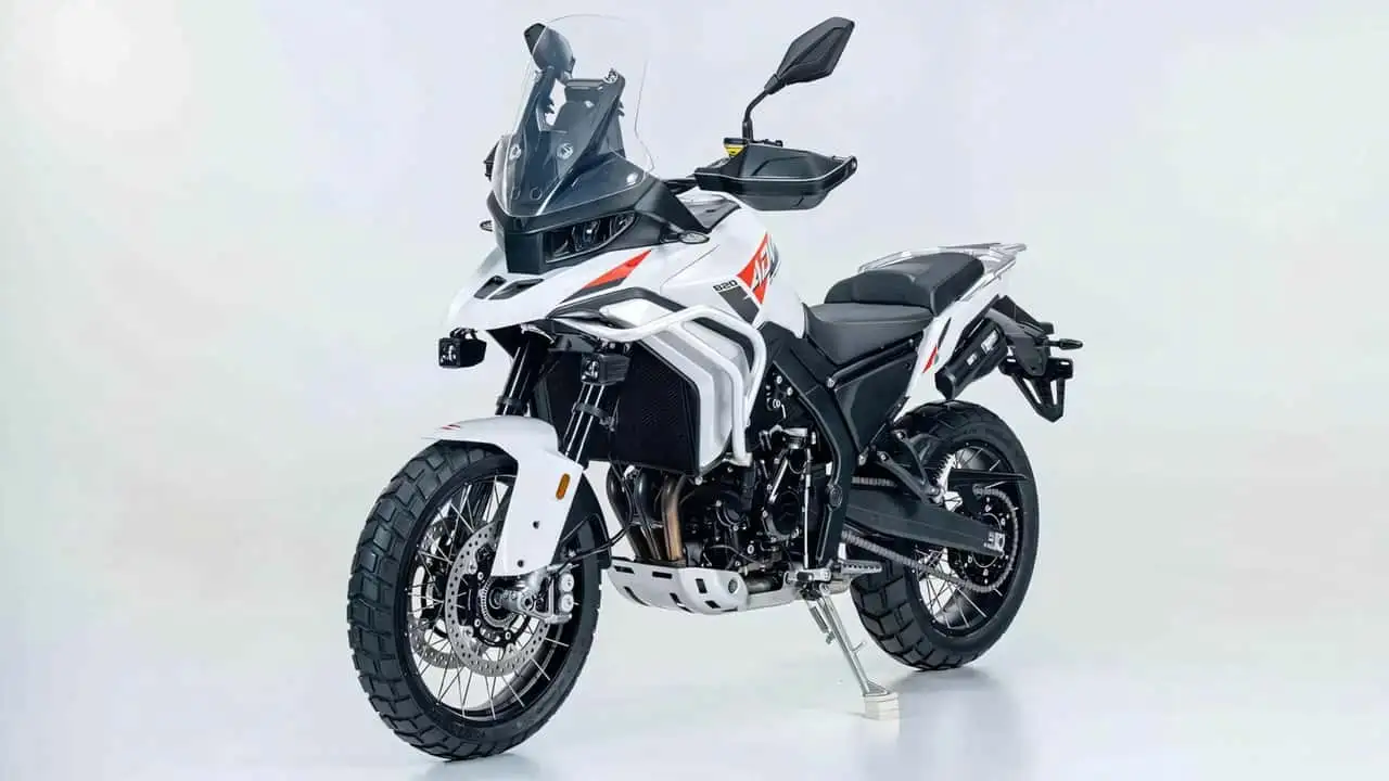 Big trail de 3 cilindros: Tiger 900 terá nova rival chinesa