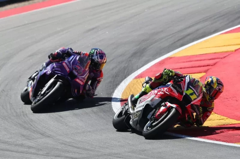 MotoGP: Diogo Moreira será anunciado na equipe oficial Honda no próximo mês, diz jornalista 1 Diogo Moreira pode ser anunciado como piloto da equipe Honda HRC em 30 dias, motogp aragon