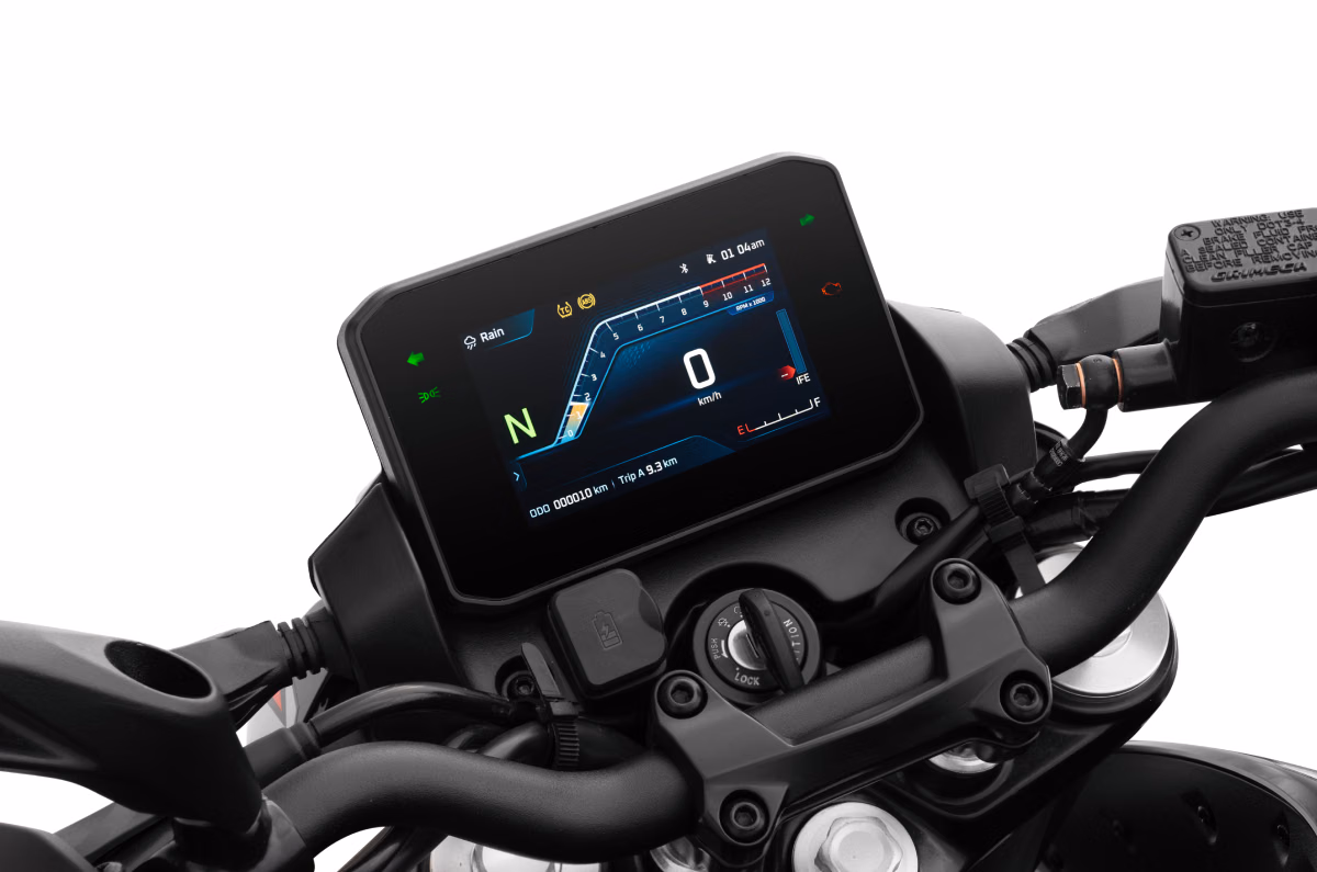 Painel TFT e mais! Nova Bajaj NS 400 é lançada na Índia
