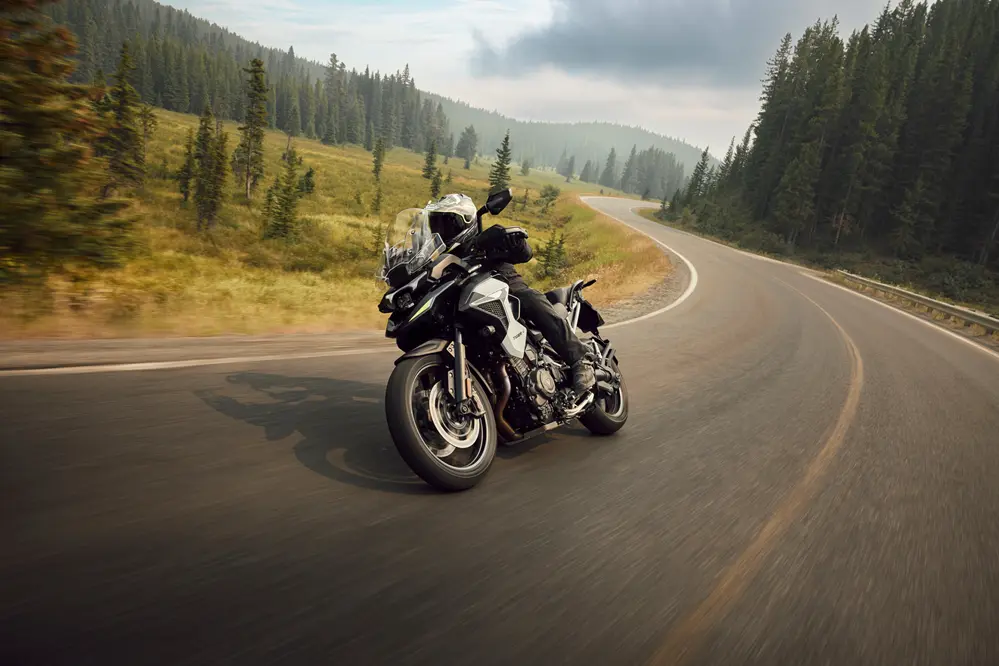 Suspensão eletrônica e mais: Tiger 1200 fica mais potente e tecnológica