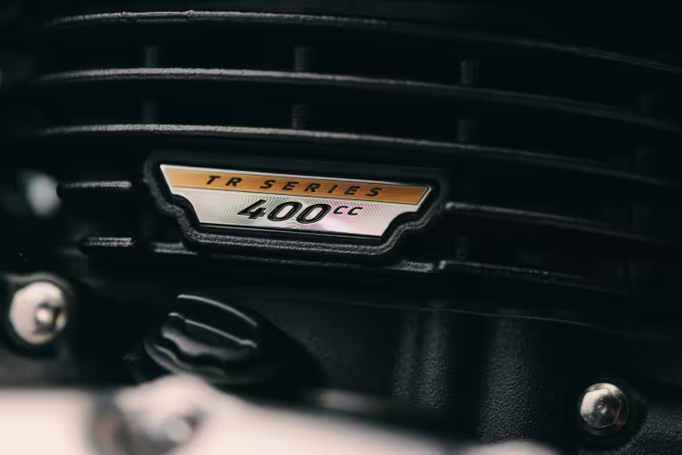 Duas clássicas: o que muda da Bonneville T40 e Speed 400?