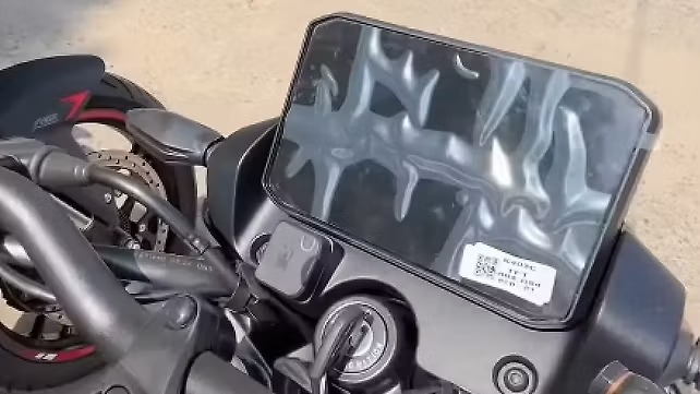 Tecnologia de moto de R$ 60 mil em uma naked média? Veja o que a nova Bajaj entrega